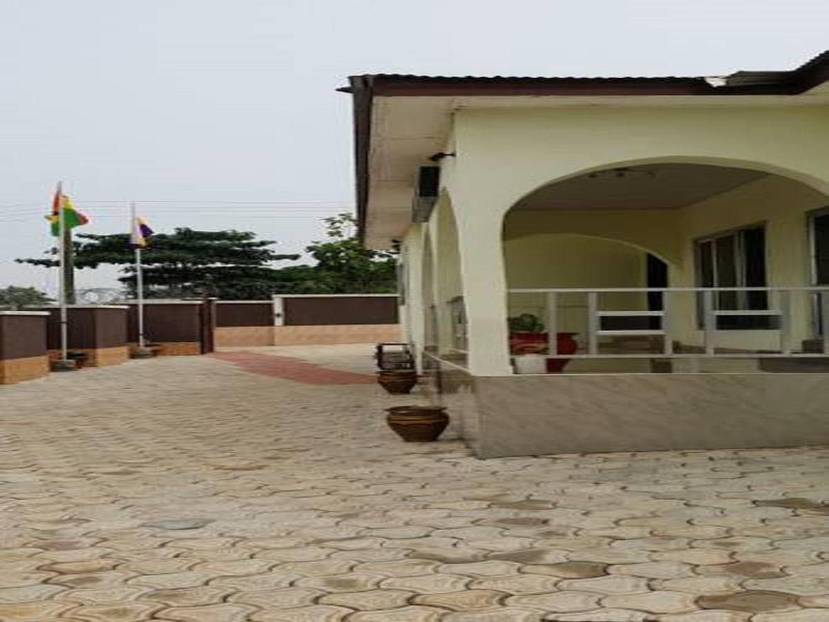 Maryland Guest House Sunyani ภายนอก รูปภาพ